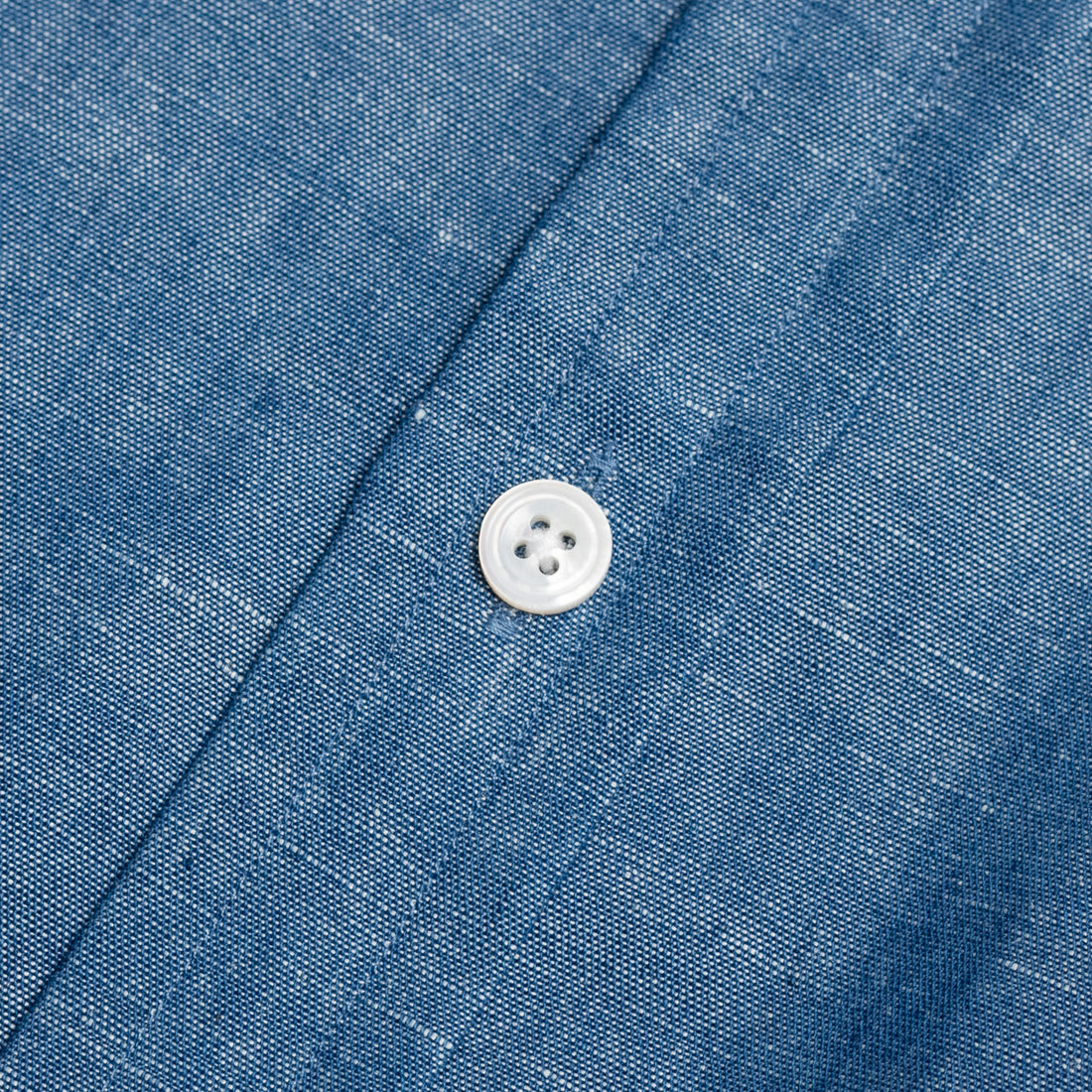 Bryceland's Perfect Chambray Tab Collar Shirt