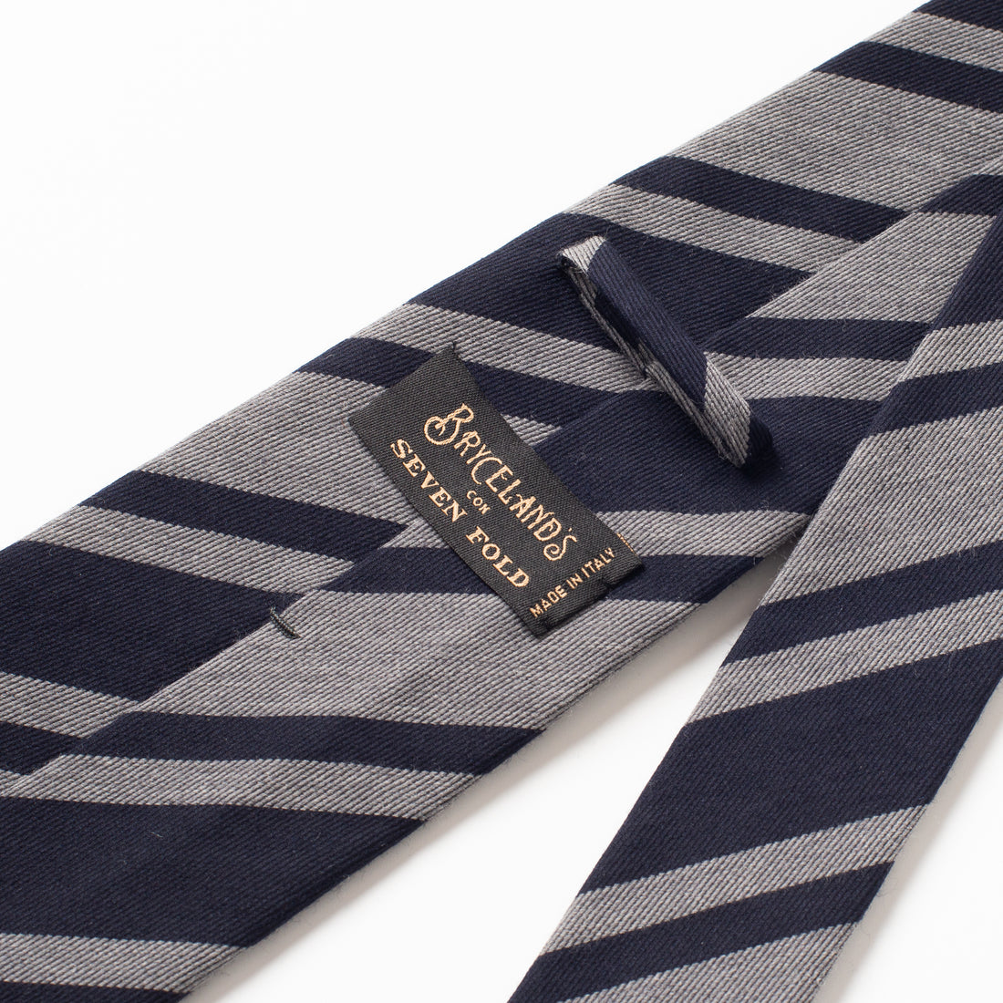 Bryceland’s Wool Tie Navy/Grey Stripe